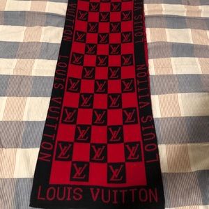 Louis vuitton scarf